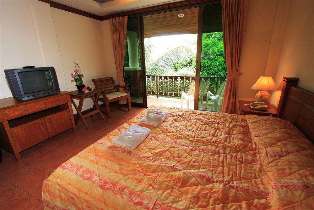 Sun Hill Hotel Patong Екстер'єр фото