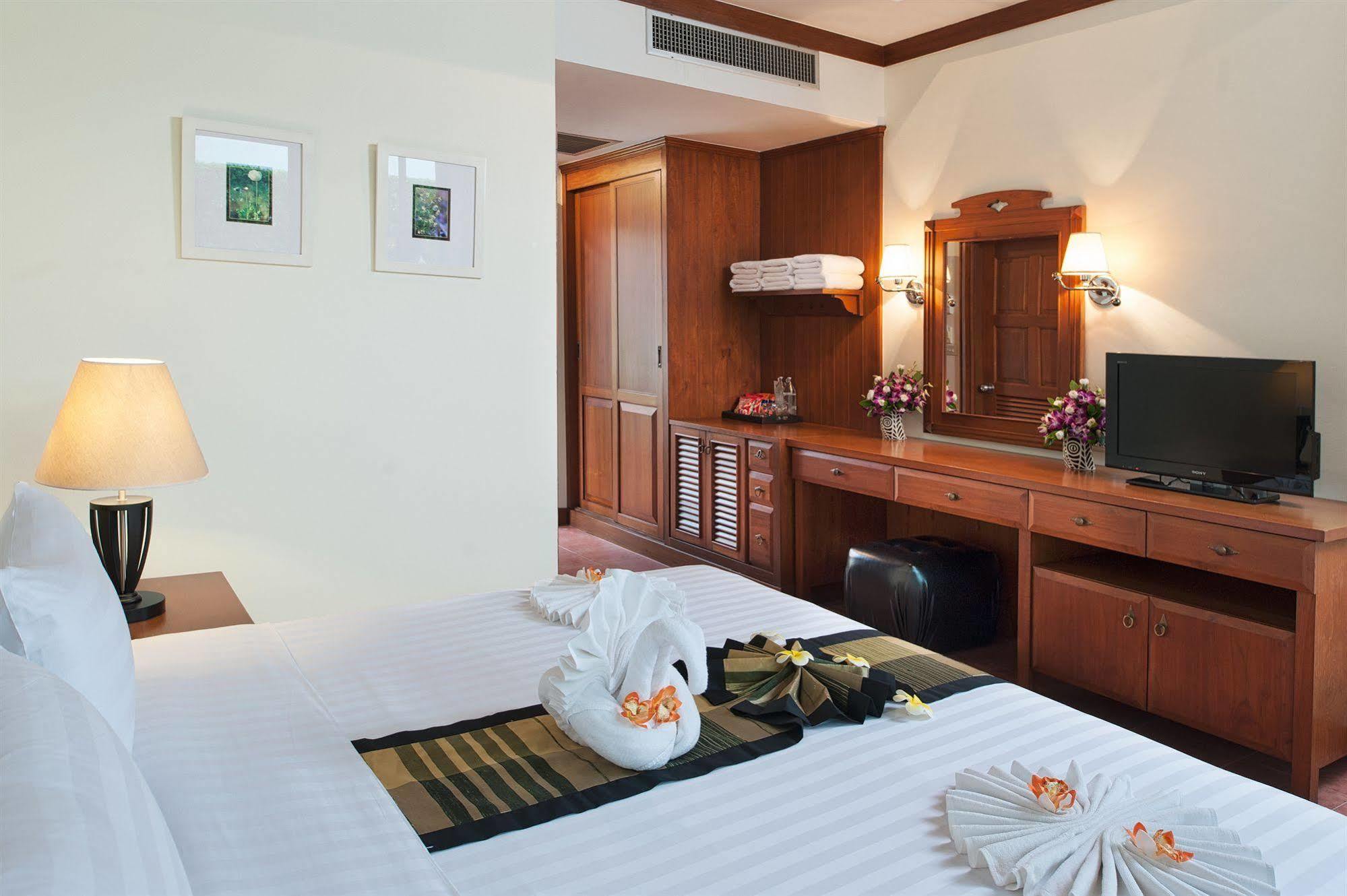 Sun Hill Hotel Patong Екстер'єр фото