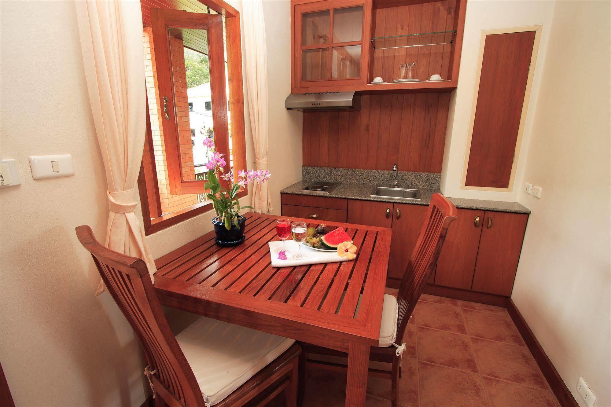 Sun Hill Hotel Patong Екстер'єр фото